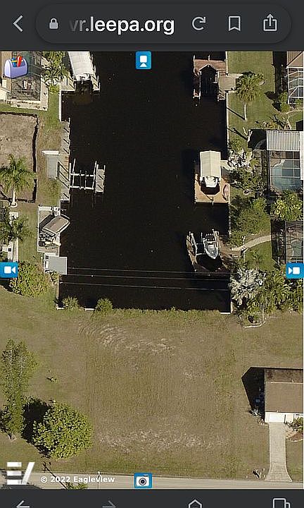 1st image of 613 SE 34th Ter