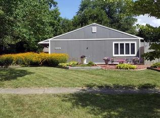 3104 W Daniel St, Champaign, IL 61821