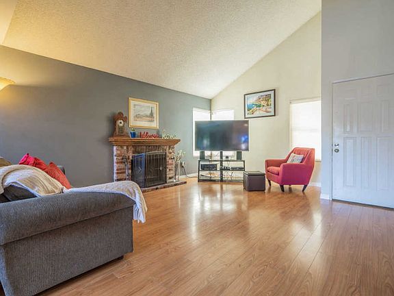 4th image of 15338 E Benwood Dr