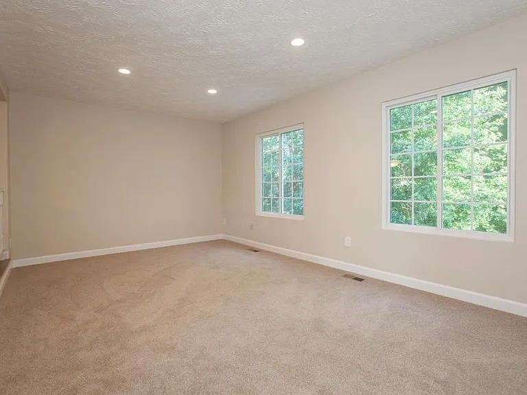 2911 Bridgehampton Ct — Photo 19