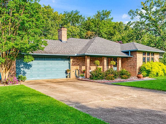 2nd image of 544 Turtle Creek Dr