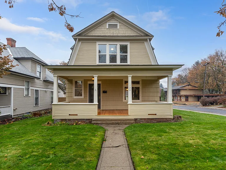 1728 W 11th Ave — Photo 1
