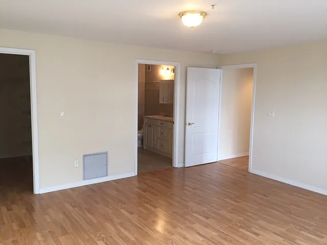 26 W Broadway Blvd #303 — Photo 28