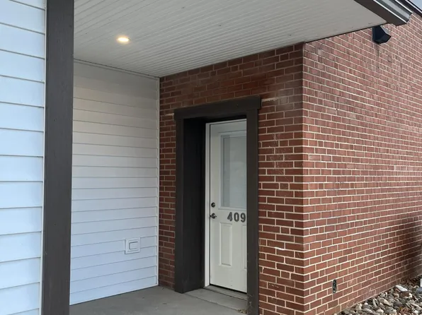 145 School St APT 409, Mc Alisterville, PA 17049