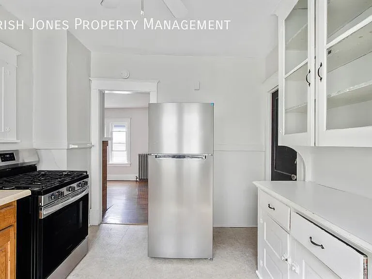 514 Tacoma Ave #2 — Photo 8