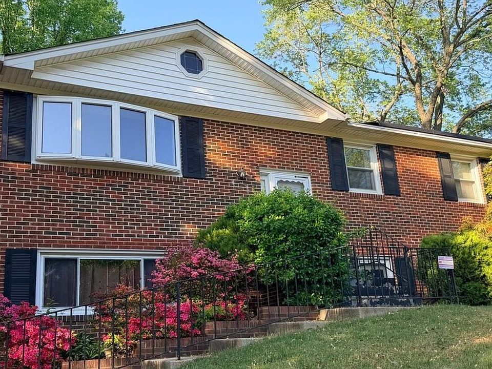 1st image of 2402 Joseph Dr