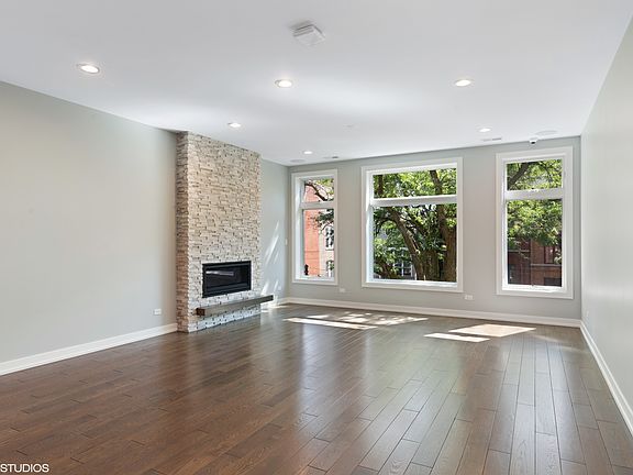4th image of 1850 N Sedgwick St #3