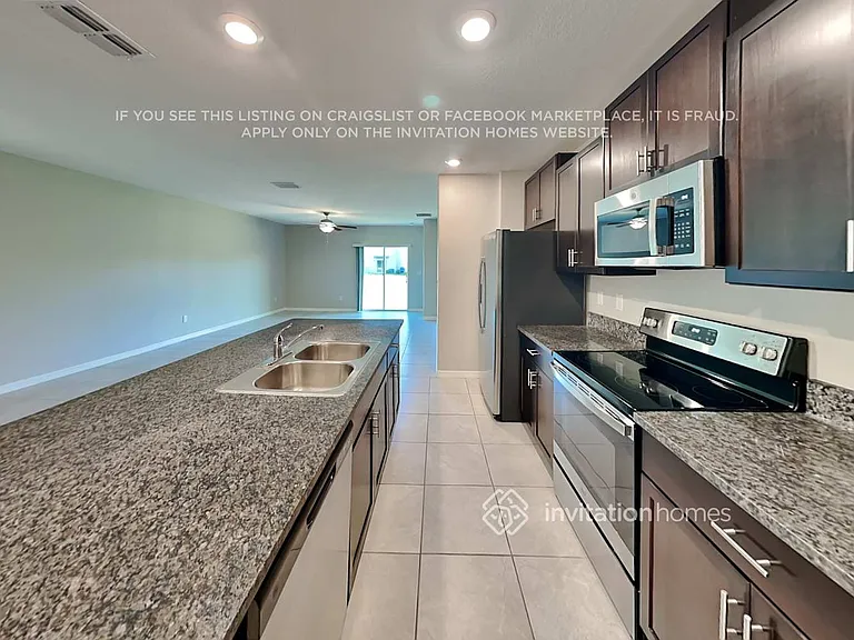 2242 Treesdale Ave — Photo 7