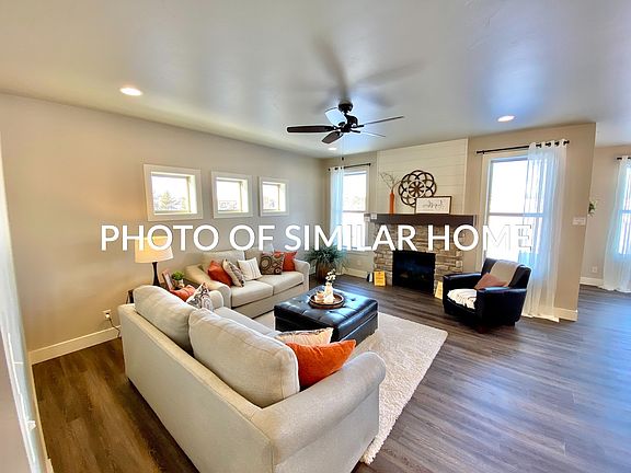 The Juneberry - Greatroom