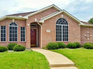 7809 Harbor Dr, Rowlett, TX 75088