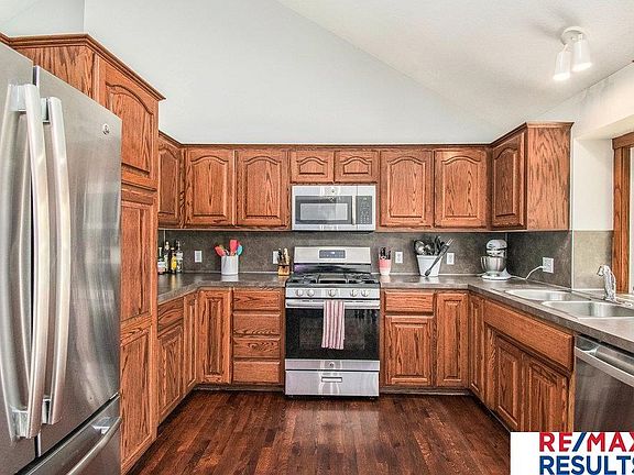 2nd image of 1617 S 171st Cir