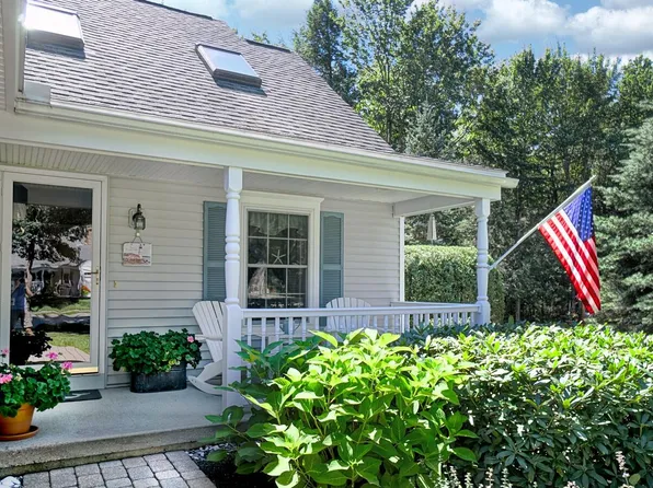 115 Hampton Glen Drive #25, Kennebunk, ME 04043