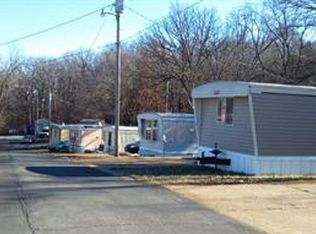 1 Treeview Ln, Fenton, MO 63026