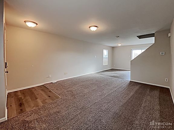 4th image of 11251 N Longbranch St