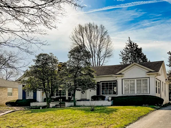 35 Kessler Boulevard West Dr, Indianapolis, IN 46208