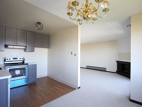 2nd image of 550 27th St APT 201