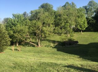 Devonshire Ave, Johnson City, TN 37601