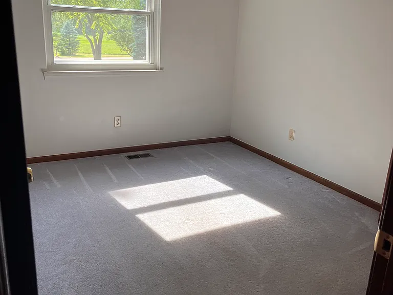 5500 Edgar Rd — Photo 30