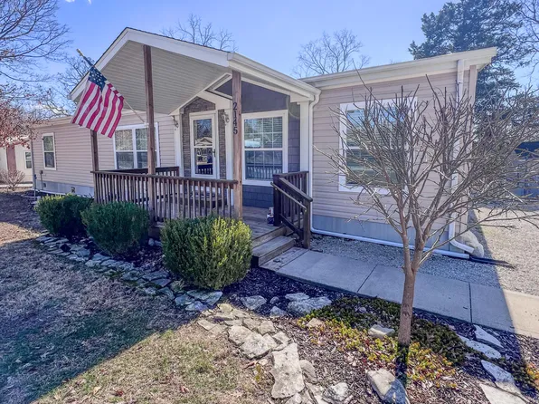 23818 Oakwood Terrace, Hermitage, MO 65668