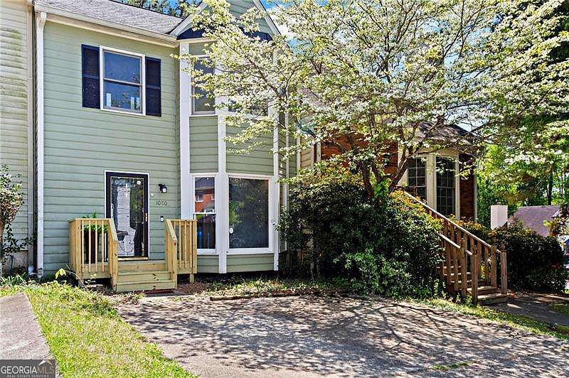1st image of 1080 Magnolia Way SE