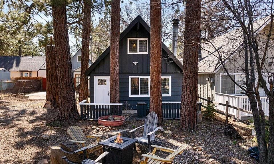 1st image of 526 Kern Ave