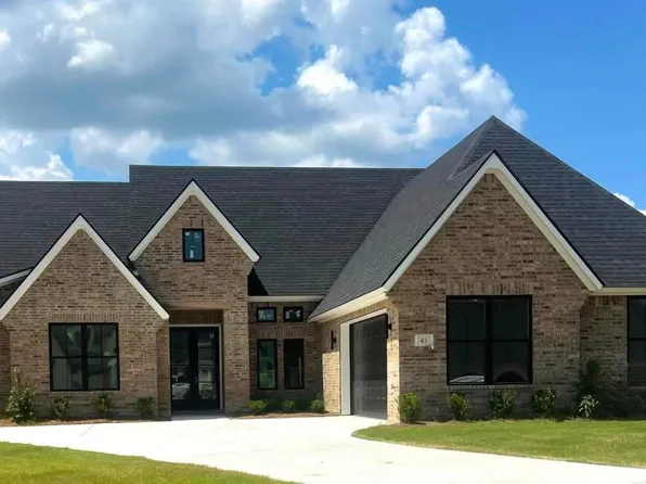 43 Turtle Creek Dr, Benton, LA 71006
