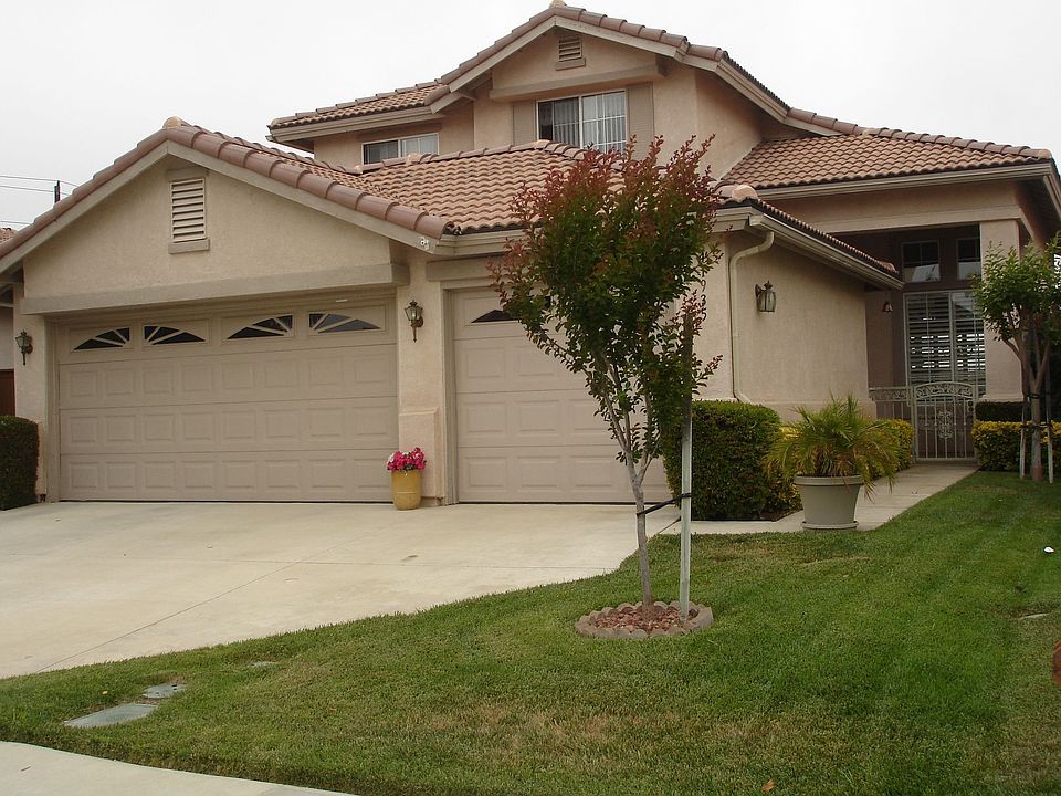 1st image of 41935 Vardon Dr