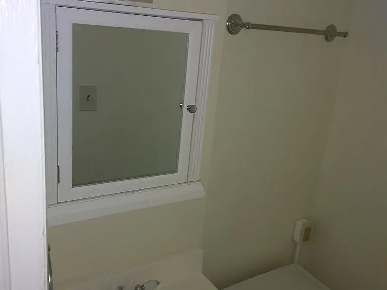 1245 Western Ave #1-R — Photo 7