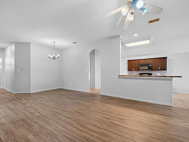 9241 Clearwood Landing Blvd — Photo 8