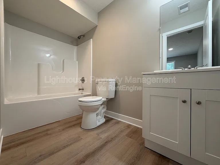 310 Allen Ave #1 — Photo 5
