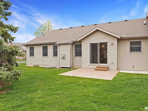 4th image of 7501 N Villa Lake Dr Unit 2B