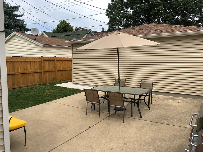 4047 N Long Ave #1 — Photo 14