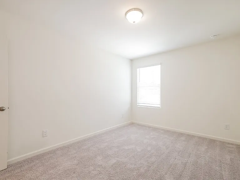 367 Greenwalk Pl — Photo 13