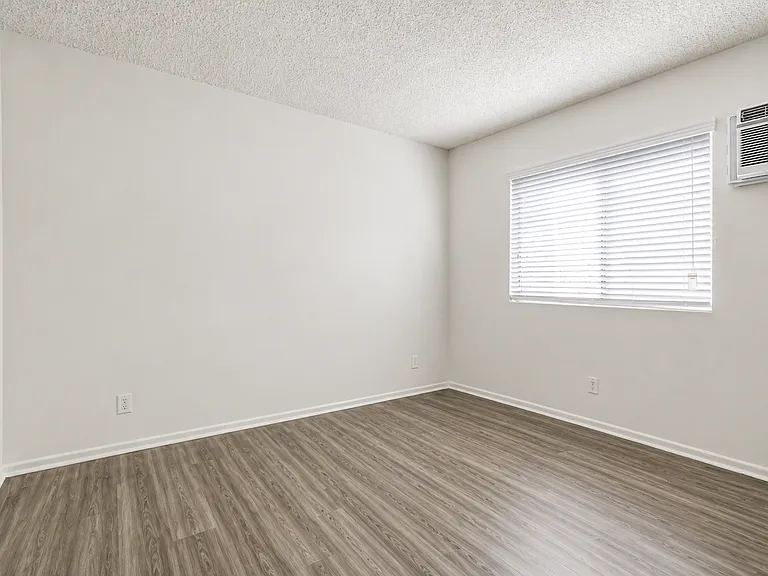 Terraces at Tarzana | 5931 Reseda Blvd — Photo 46