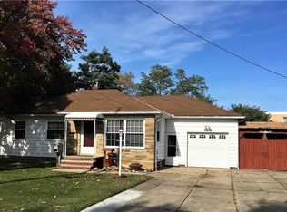 4108 Orchard Park Dr, Parma, OH 44134