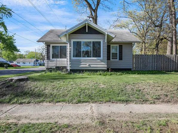 902 N Logan St, Mishawaka, IN 46545