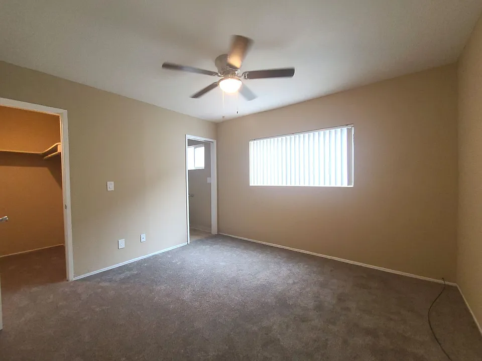 5065 W Point Loma Blvd #C