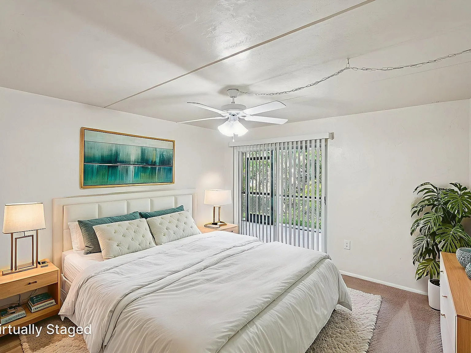 Coral Waters Apartments — Photo 4