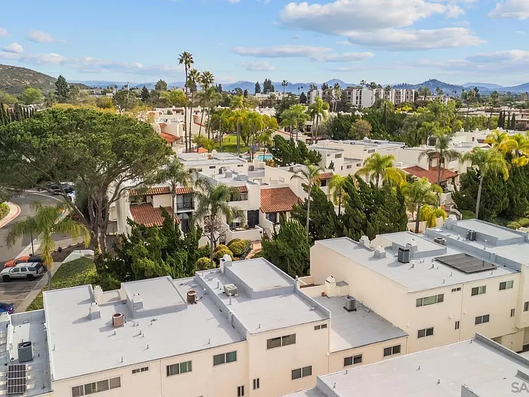 7410 Caminito Carlotta — Photo 9