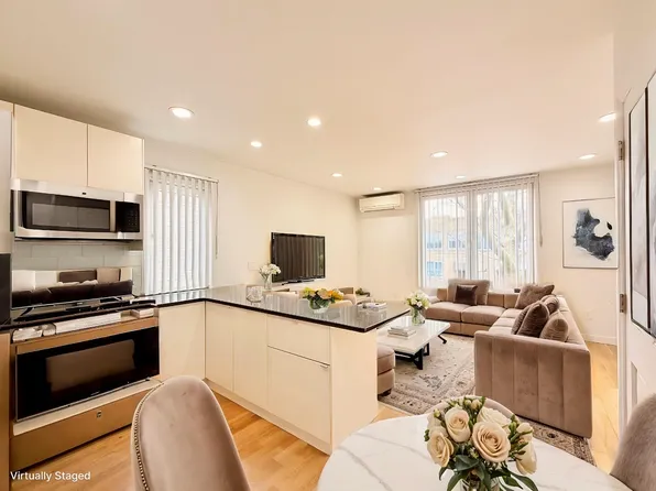 7027 65th St #2A, Ridgewood, NY 11385