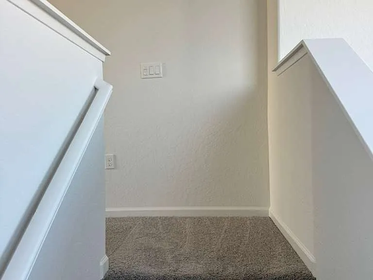 3023 N Martin St — Photo 6