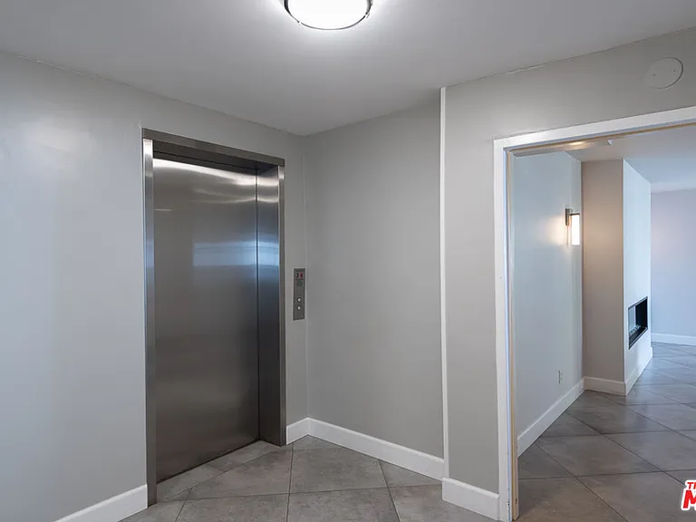 1230 Horn Ave #521 — Photo 3