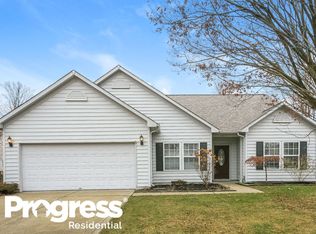 19568 Landrum Cir, Noblesville, IN 46062