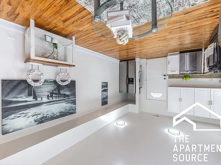3849 W Ainslie St #1 — Photo 6