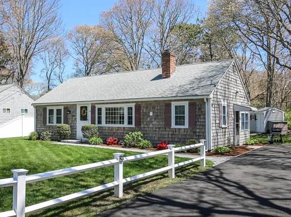 60 Security St, Barnstable, MA 02601