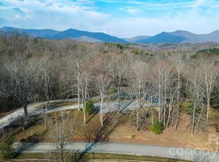 550 S River Rd, Tryon, NC 28782
