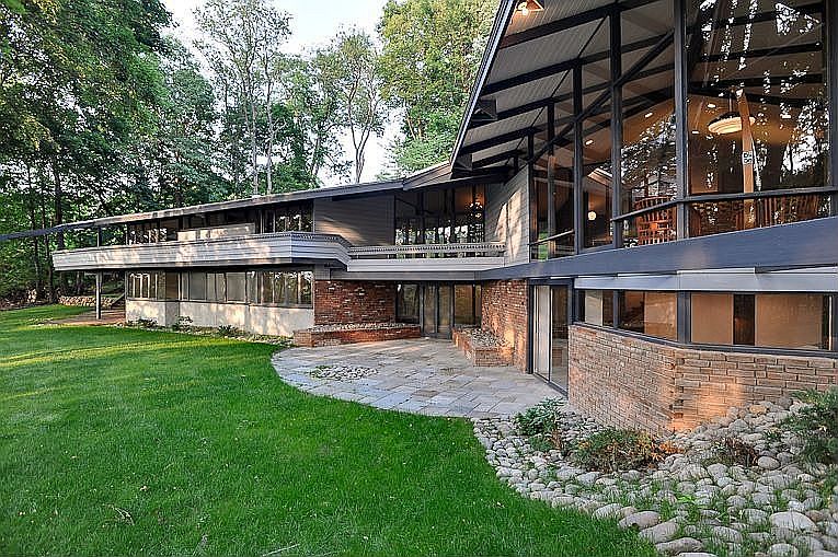 Important Mid Century Home