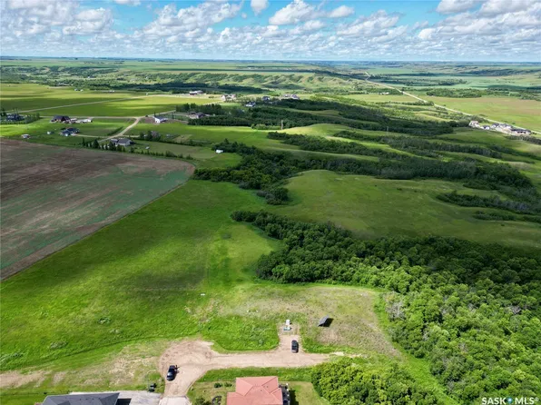 700-800 James Street S, Lumsden, SK S0G 3C0