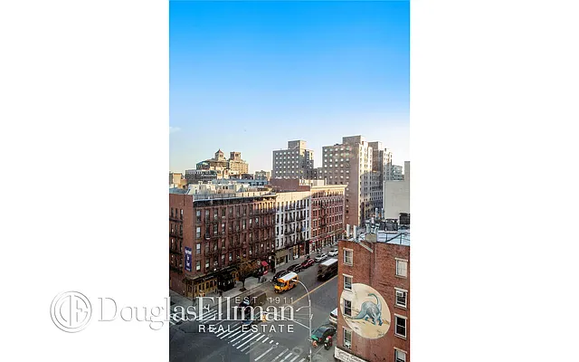 Sold by Douglas Elliman | media 18