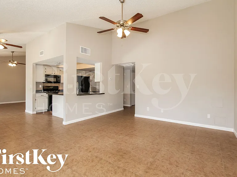 7619 W Brown St — Photo 4